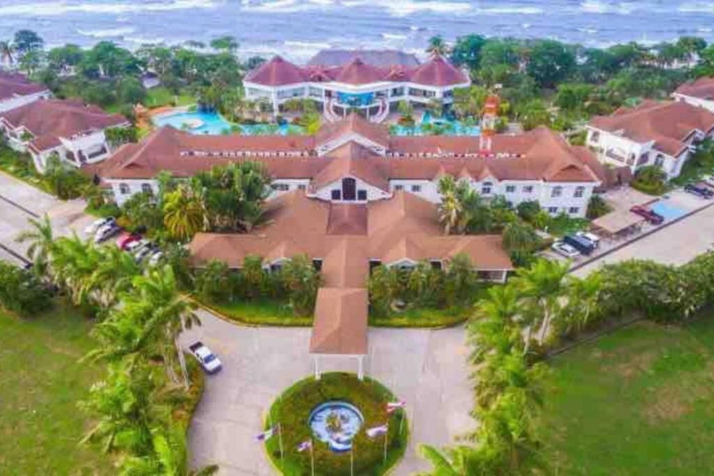 Villa De Ali In Palma Real La Ceiba Exterior photo